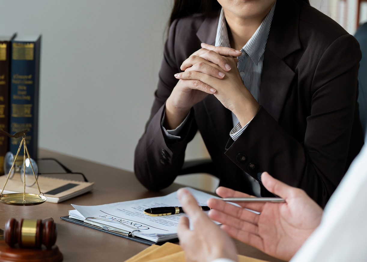 Consultation juridique avec une avocate